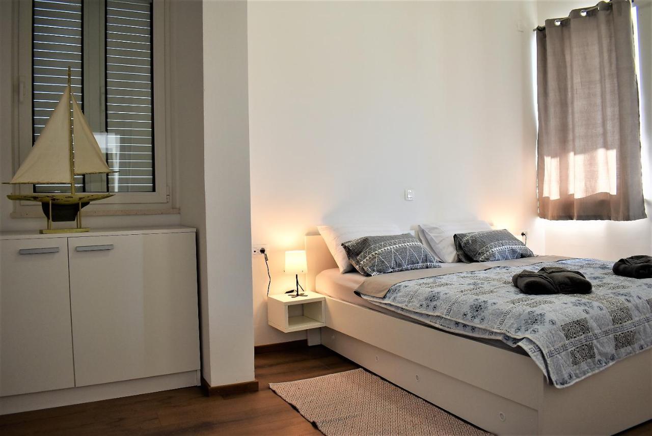 Apartment Aci Marina Rab Banjol Екстер'єр фото