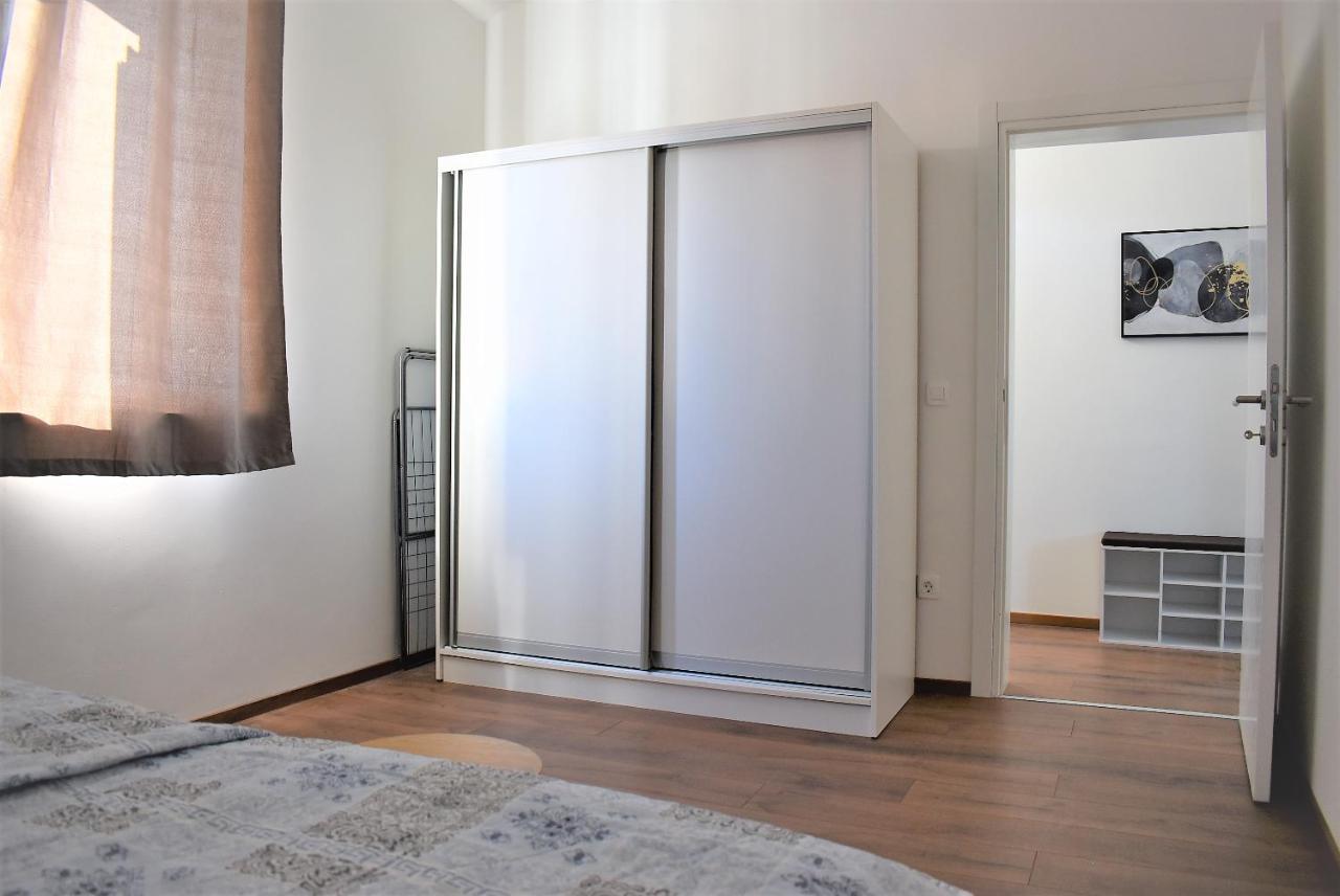 Apartment Aci Marina Rab Banjol Екстер'єр фото